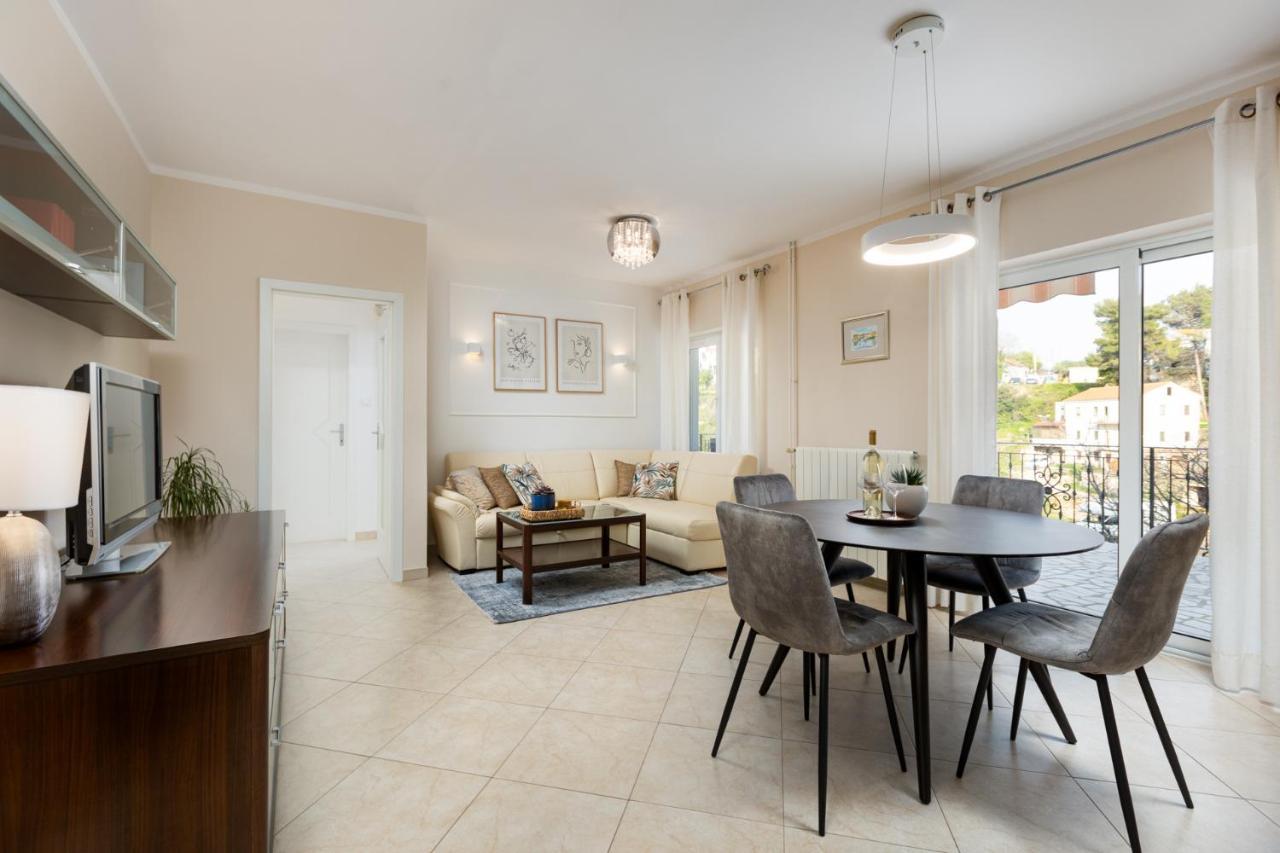 Apartman Marina เวอร์บนิค ภายนอก รูปภาพ
