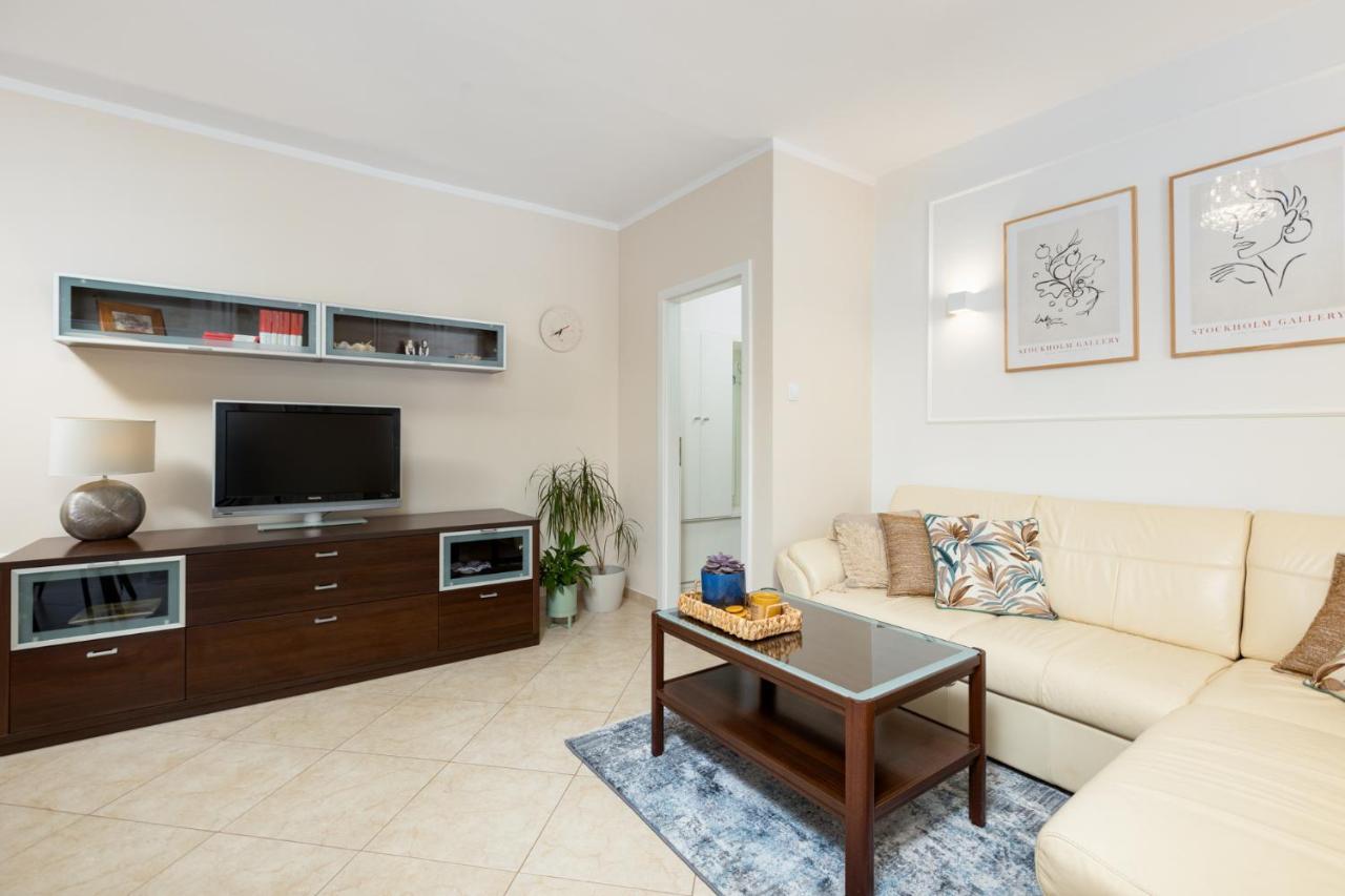 Apartman Marina เวอร์บนิค ภายนอก รูปภาพ